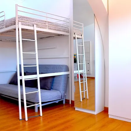 Feels Like Bright Apartament *