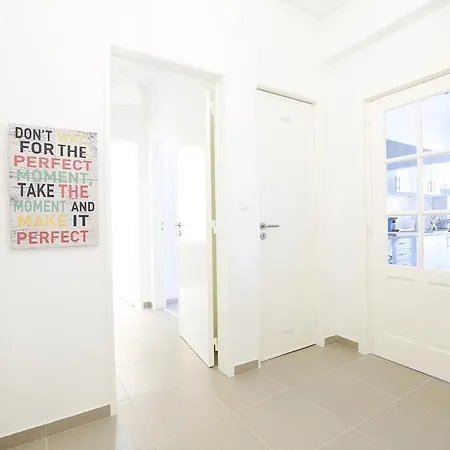 Apartament Feels Like Bright Oeiras